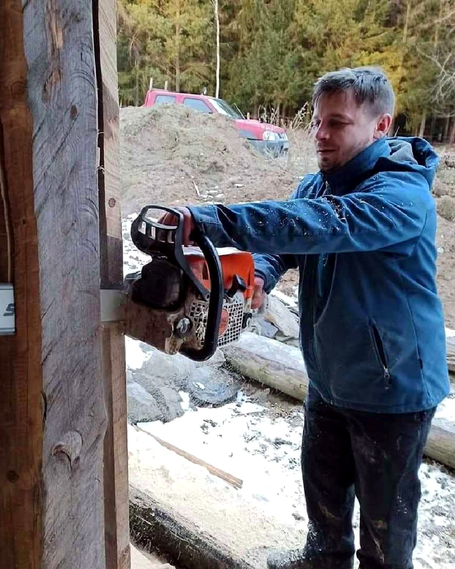 Michal Kokeš ve své dílně